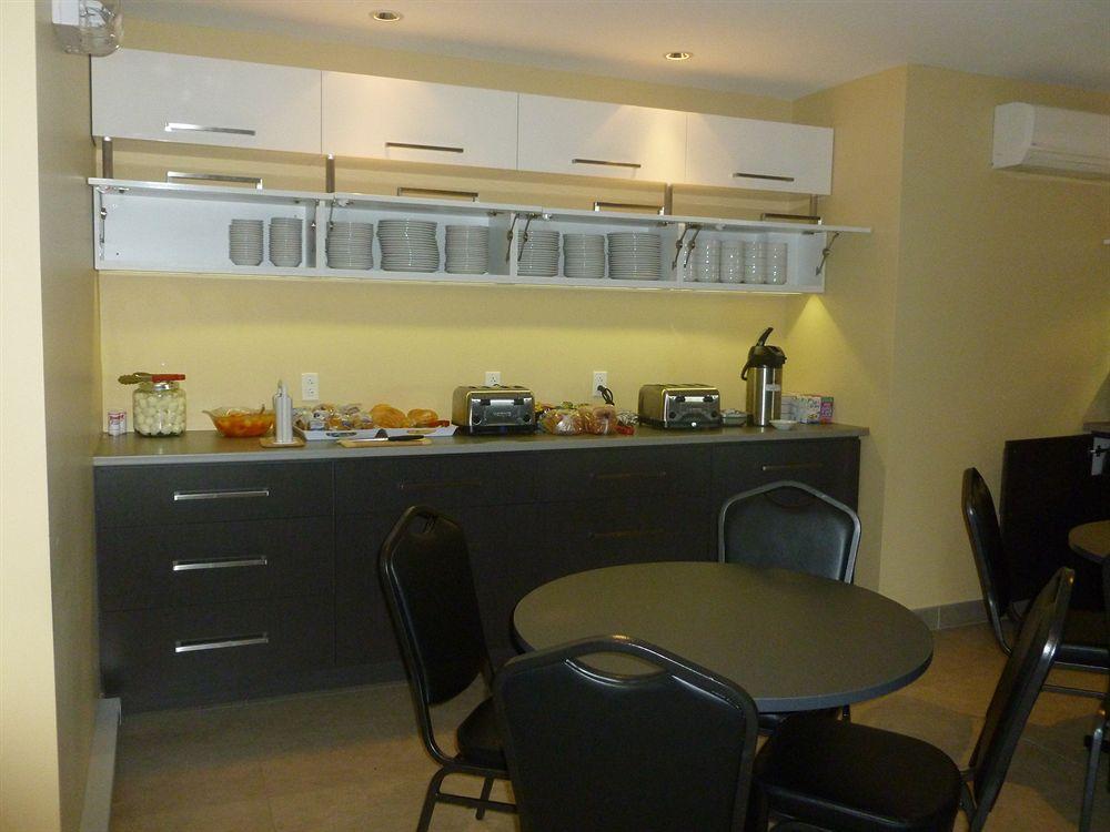 Hotel De La Borealie Saint Felicien Ngoại thất bức ảnh