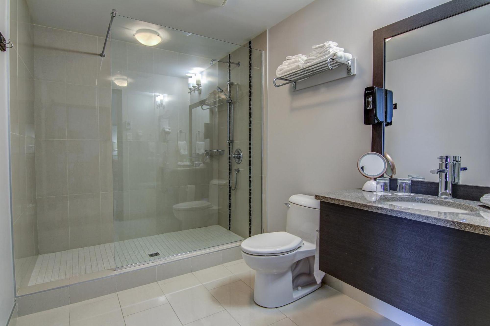 Hotel De La Borealie Saint Felicien Ngoại thất bức ảnh